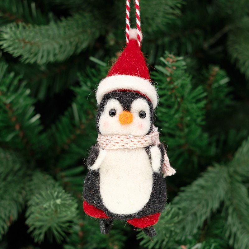 Woollen Penguin