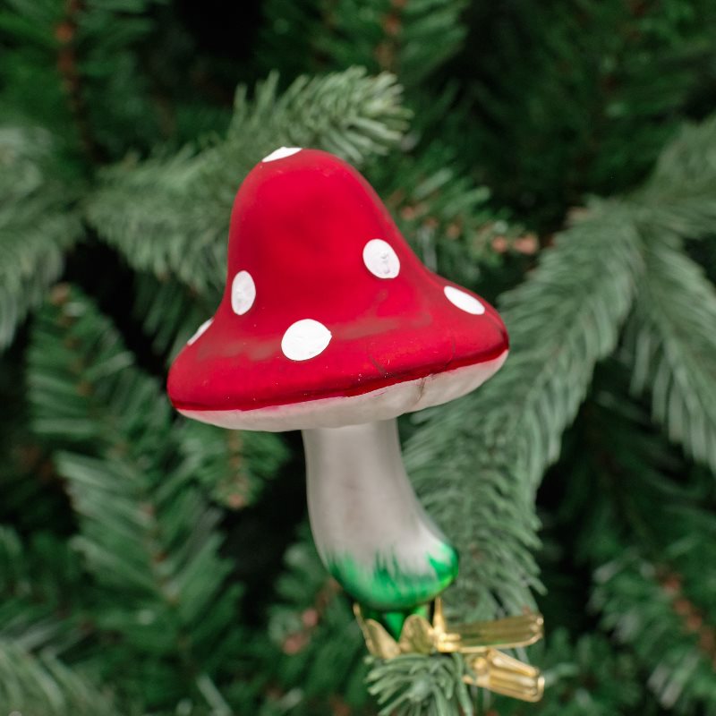 Glass Mushroom Clip-On