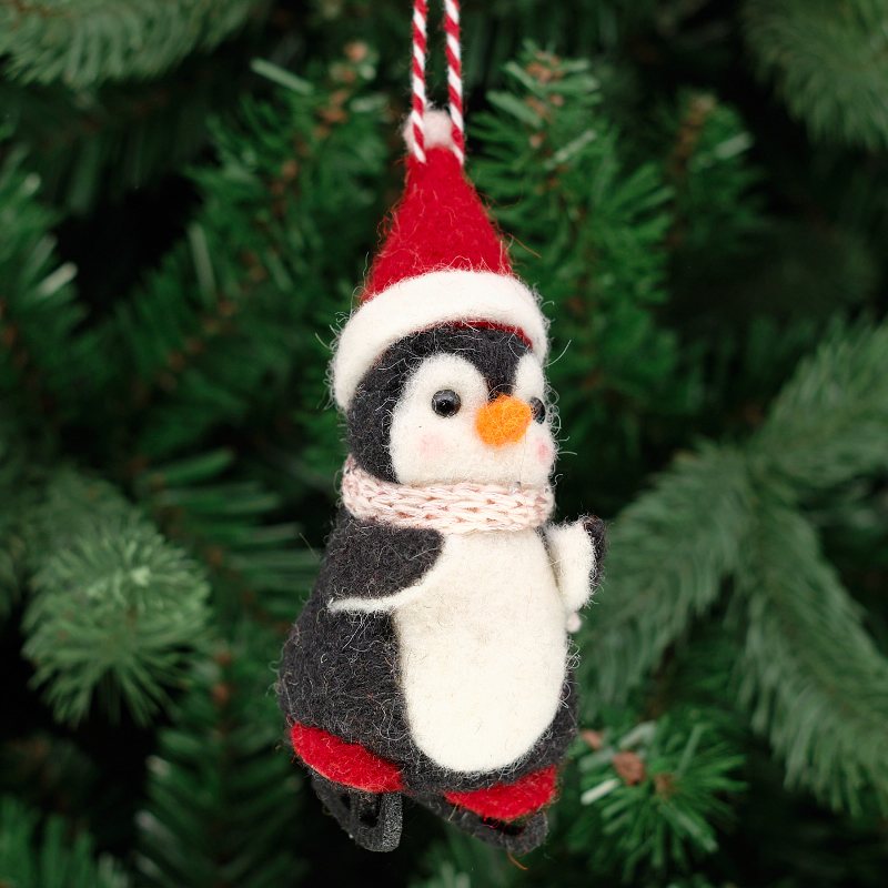 Woollen Penguin